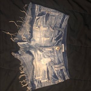 Cute torn up booty shorts